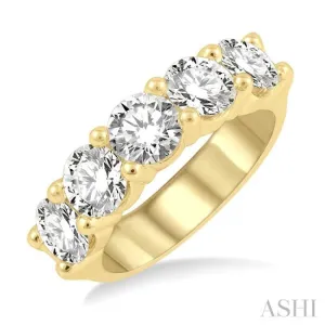 3 Ctw 5 Stone Round Cut Diamond Wedding Band in 14K Yellow Gold