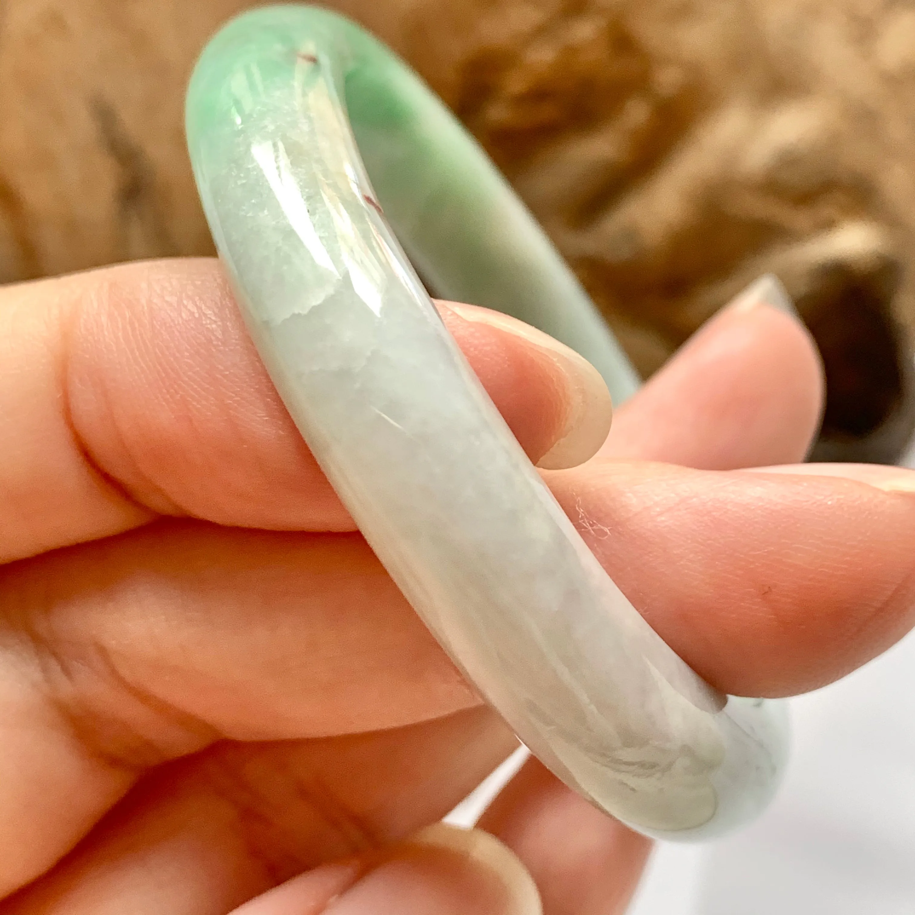 52.6mm A-Grade Natural Moss On Snow Jadeite Modern Oval Bangle No.151721