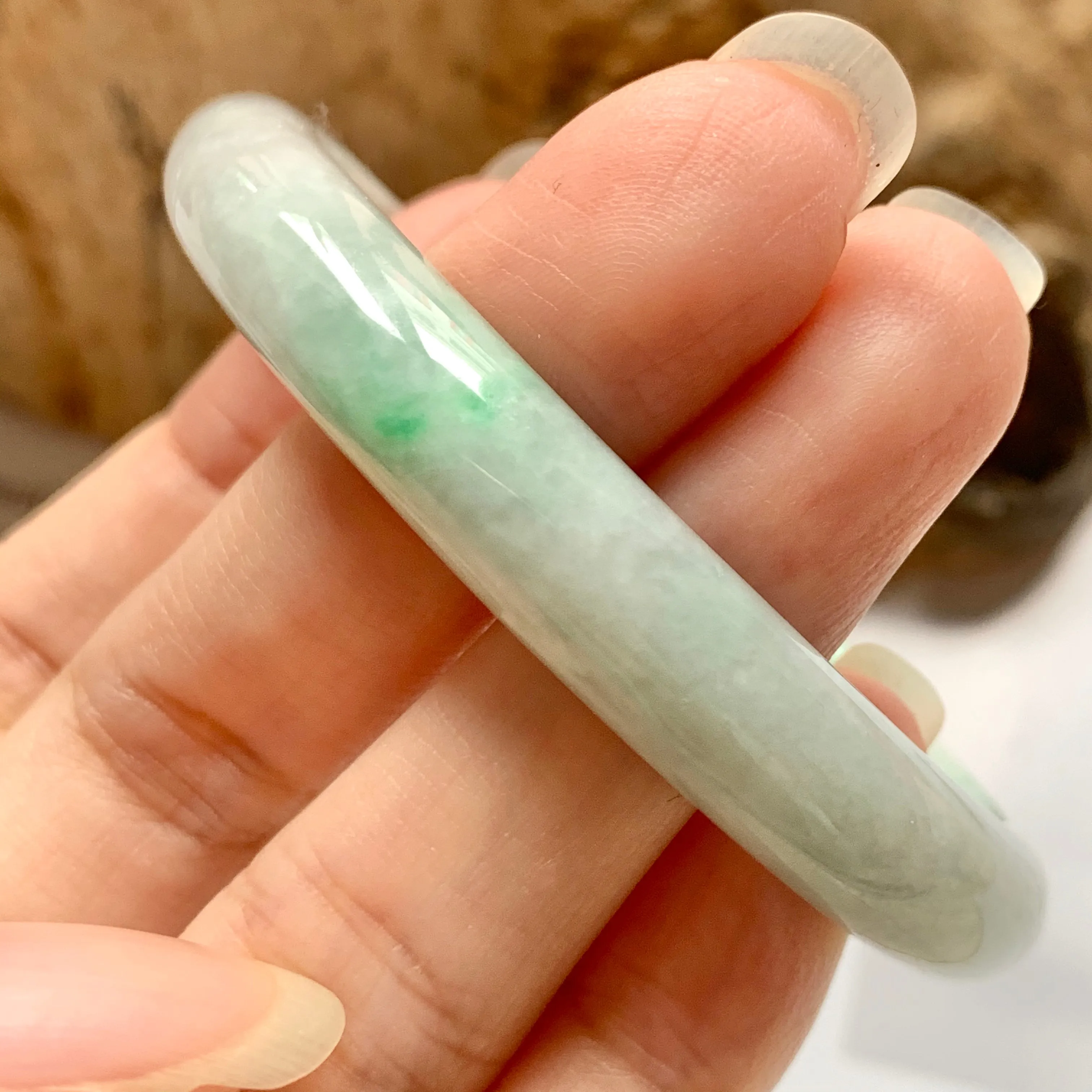 52.6mm A-Grade Natural Moss On Snow Jadeite Modern Oval Bangle No.151721