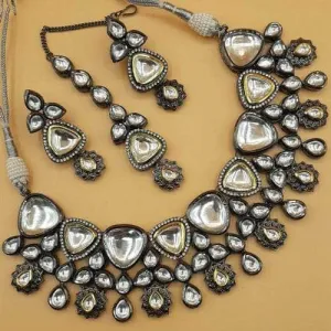 Big Kundan Dual Tonned Choker Set