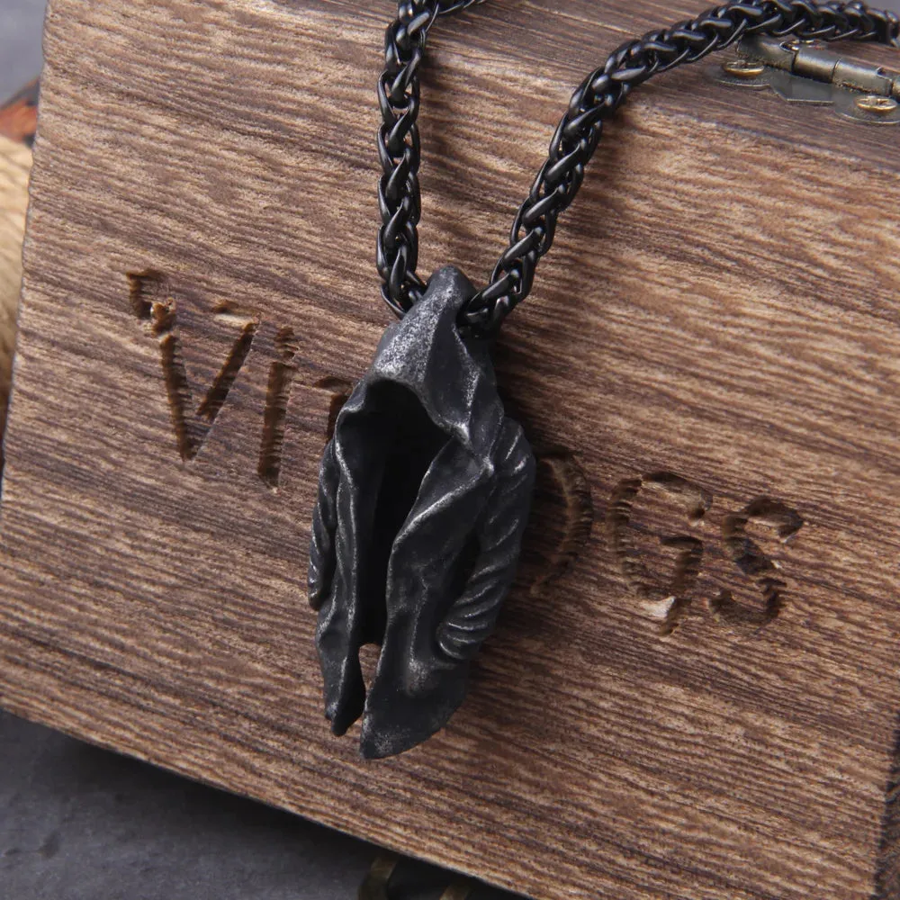 Cool Punk Vintage Assassin Cloak Man In Black Pendant Viking Necklaces