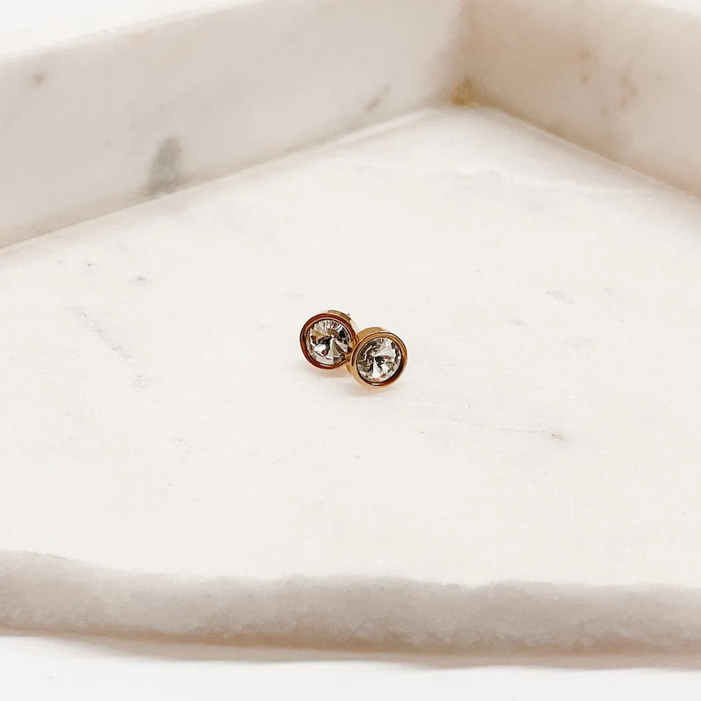 Daphine Diamond Stud Earrings - WATERPROOF