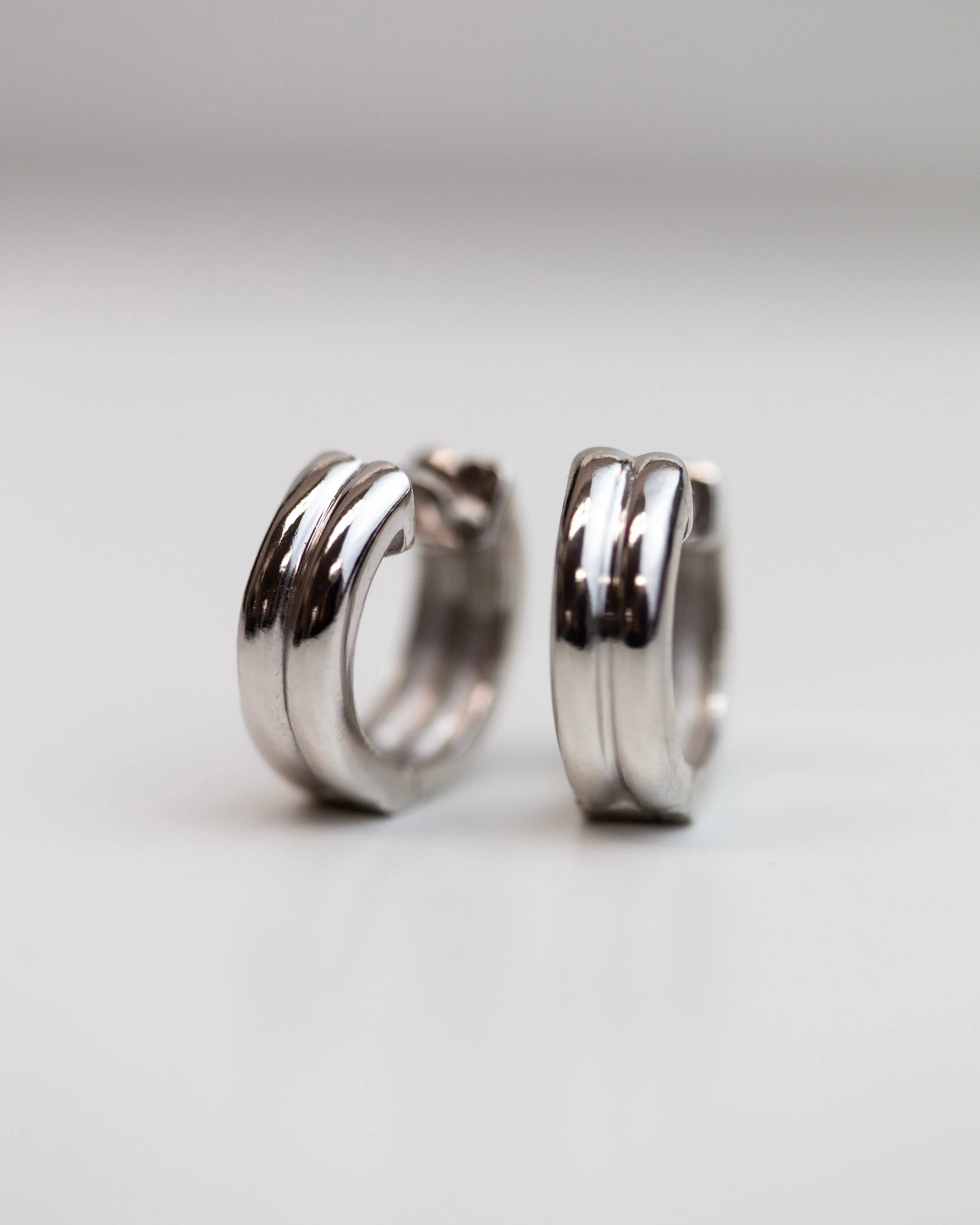 Double Ridge Huggie Hoop Earrings