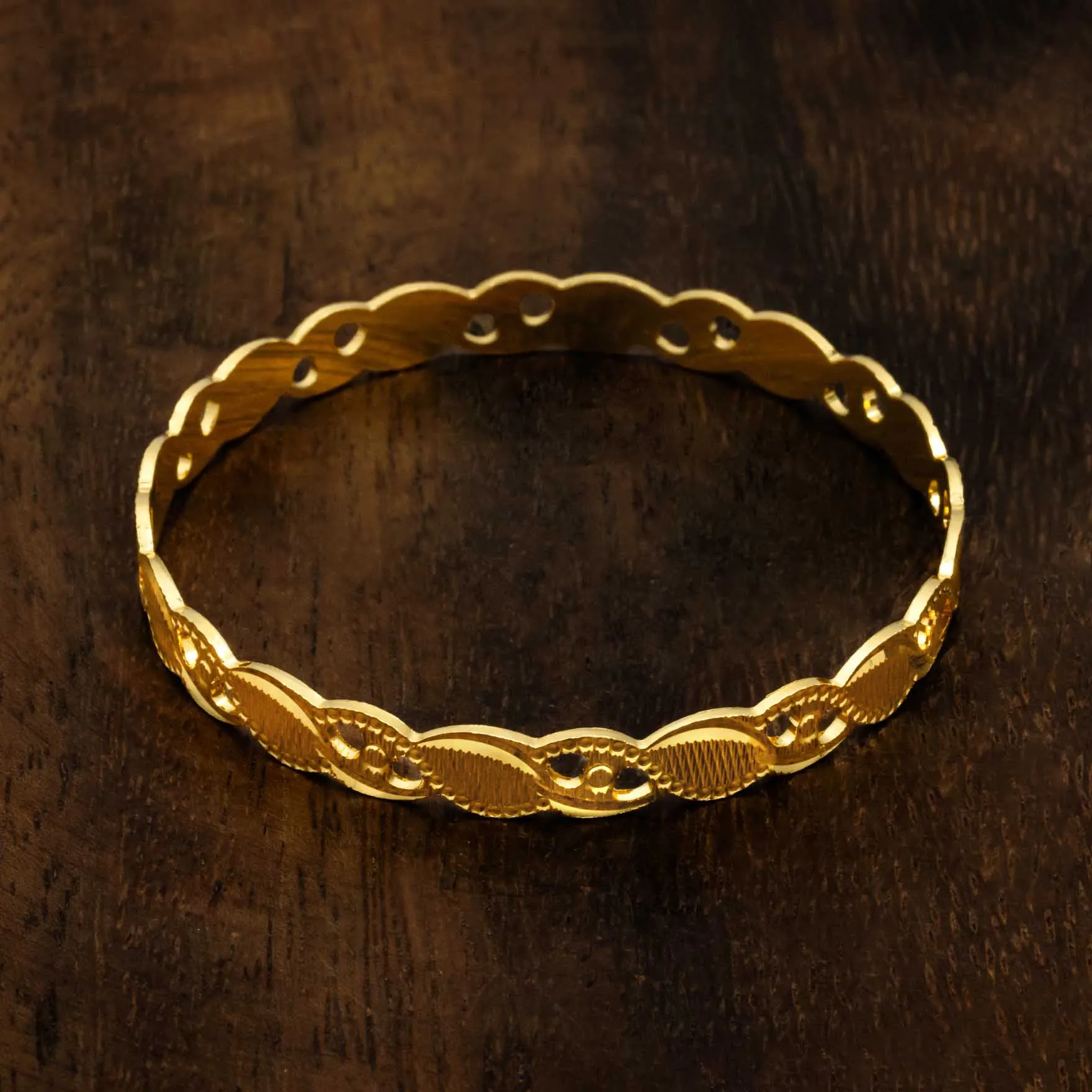 Gold Bangle PGB65-23-571