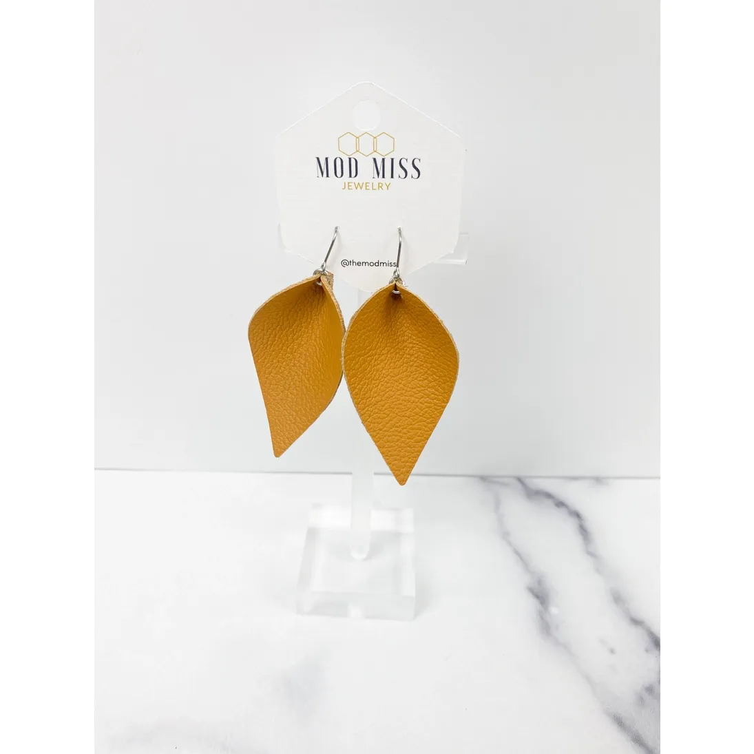 Leather Petal Earring "Yellow"