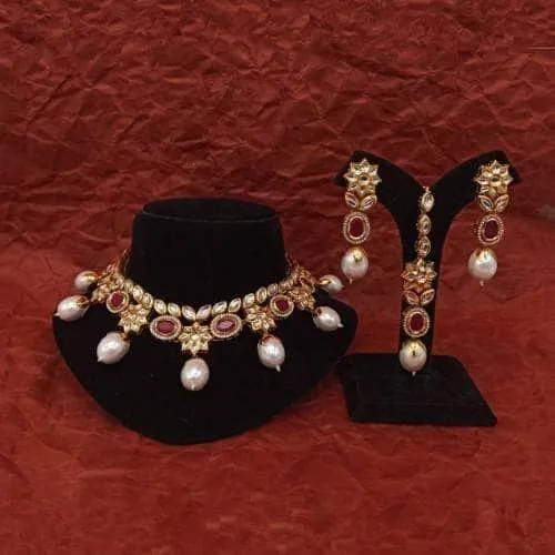 Simple Oval Ad Kundan Necklace Earring And Teeka Set