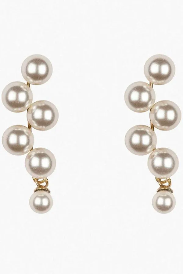 Simple Pearl Earrings