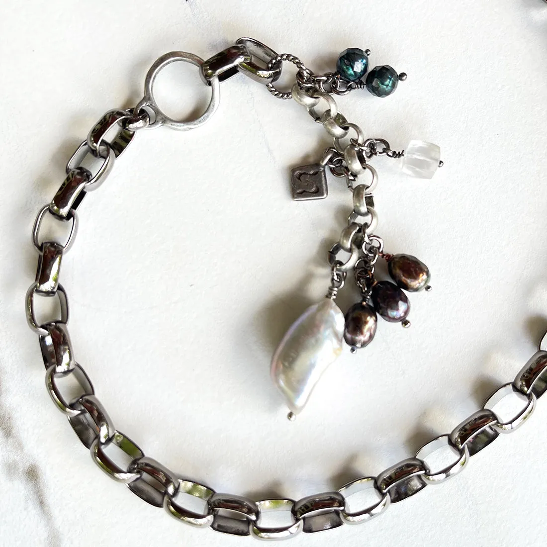 VICTORIA Waterfall of Pearls and Stones Toggle Necklace